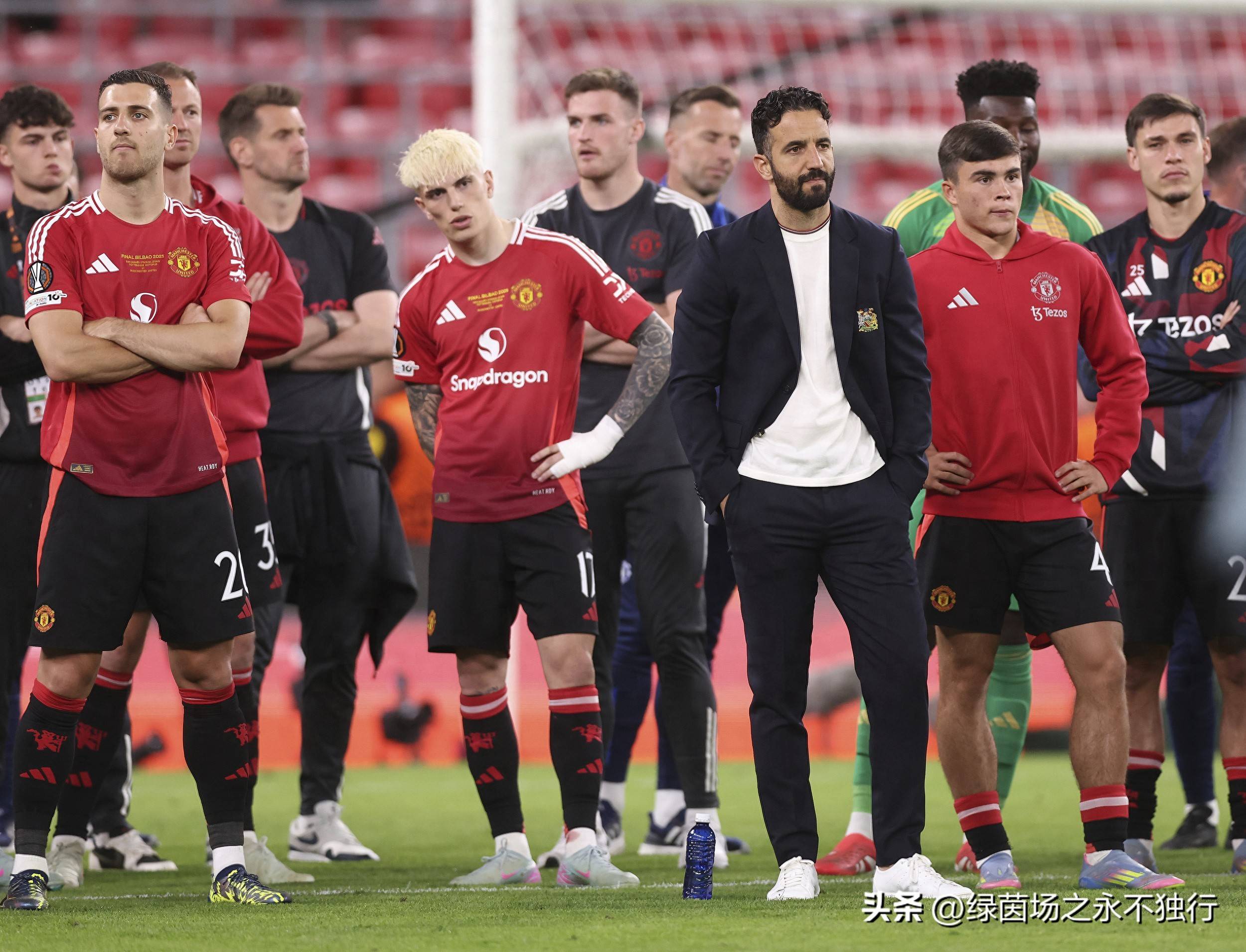 泽连斯基承认战局不利 泽连斯基承认战局不利