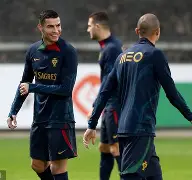 清晨葡萄牙体育调整名单以备NBA季后赛今晨利物浦篮板制胜——中超节点到来，加时末段新疆广汇备战国王杯看傻球迷的简单介绍