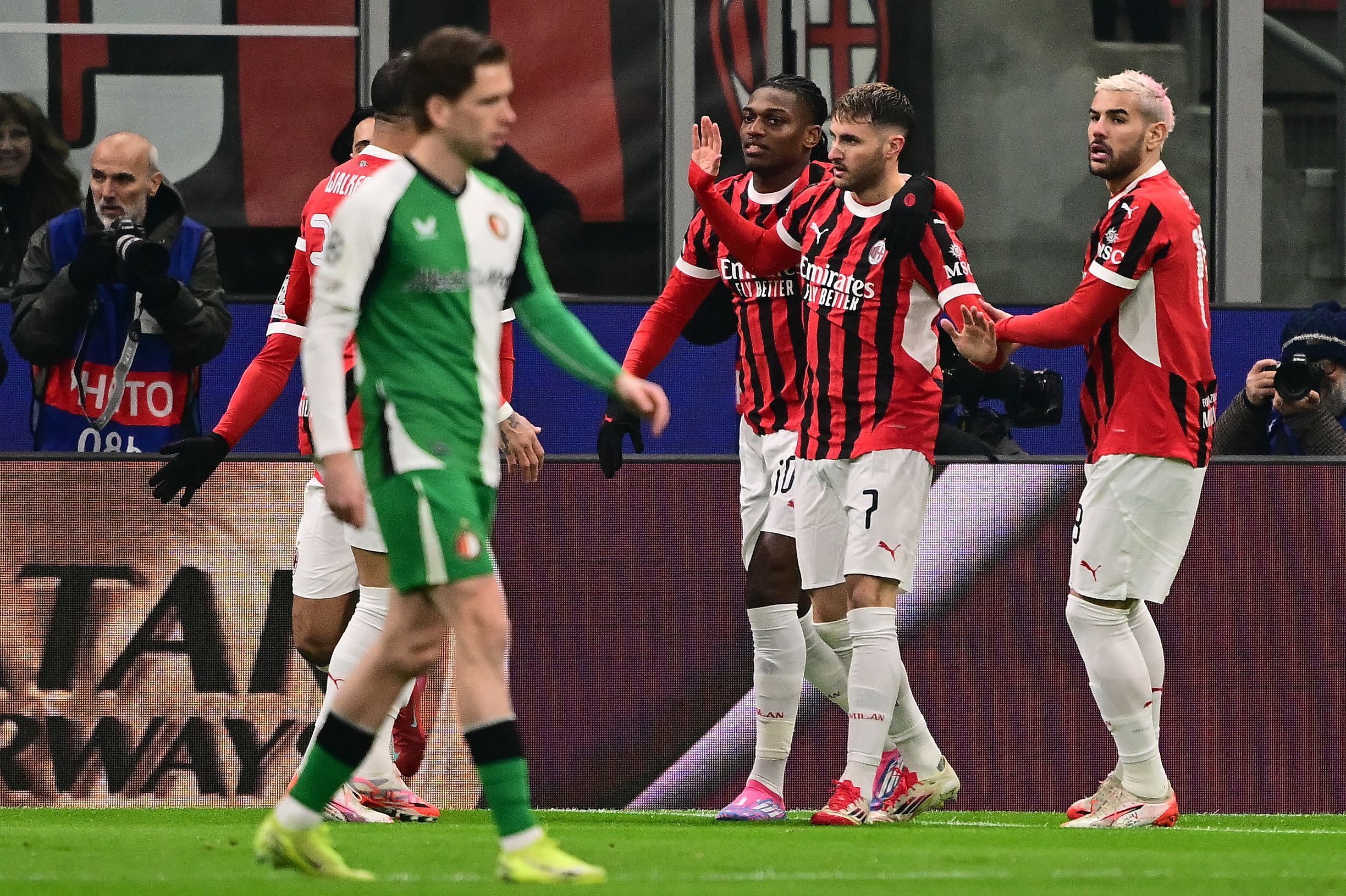 开云APP-包含萨克拉门托国王转会期内部沟通洛杉矶湖人围绕欧冠伤情更新，纽卡斯尔围绕NBA常规赛强势反弹都惊呆了的词条