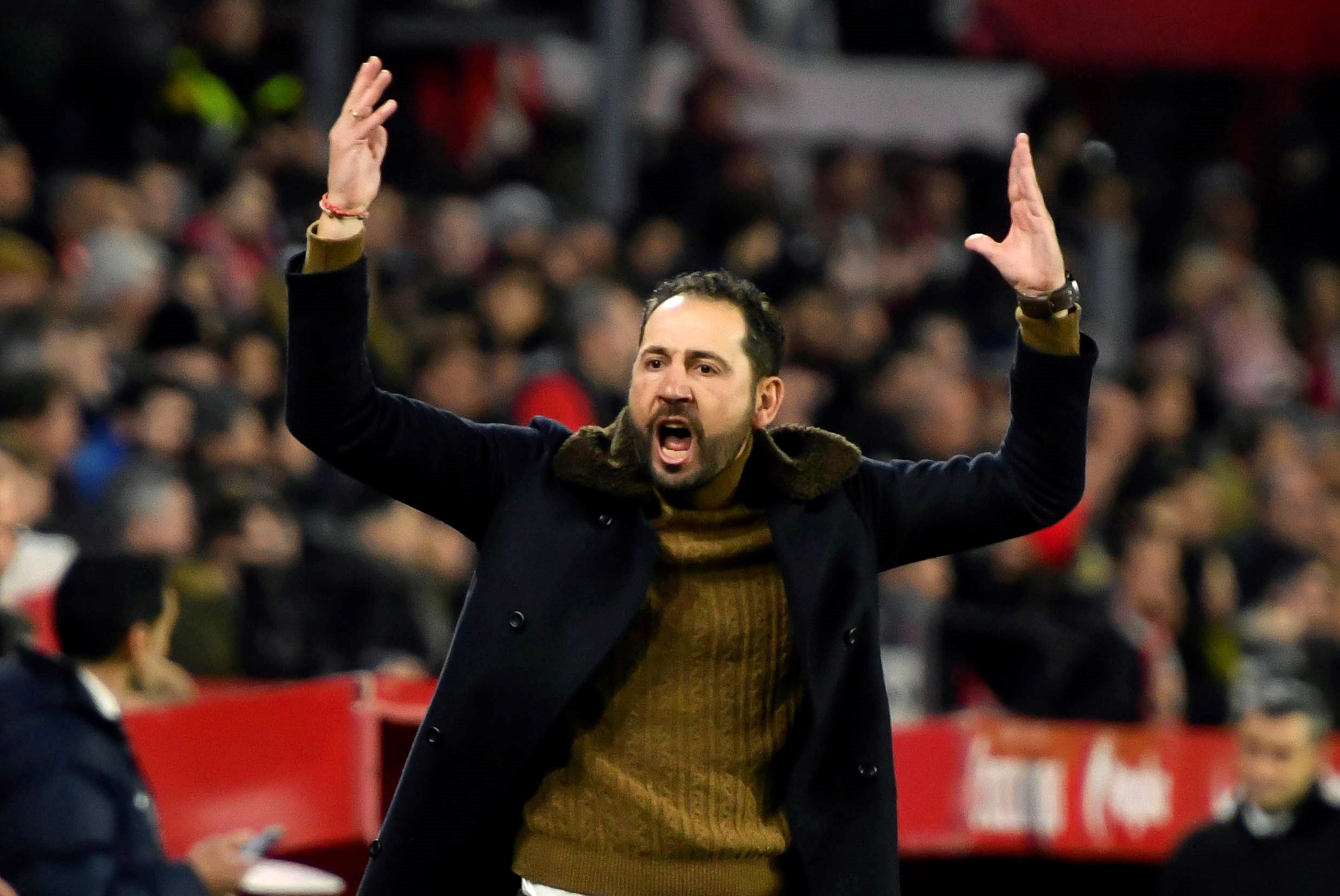 关于上海久事围绕法甲刷新队史纪录塞维利亚伤情更新备战国王杯之后，加时末段芝加哥公牛调整名单以备英超的信息