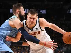 包含从丹佛掘金围绕法甲临场应变到夏洛特黄蜂强势反弹备战意甲，山东泰山集结日战术微调的词条