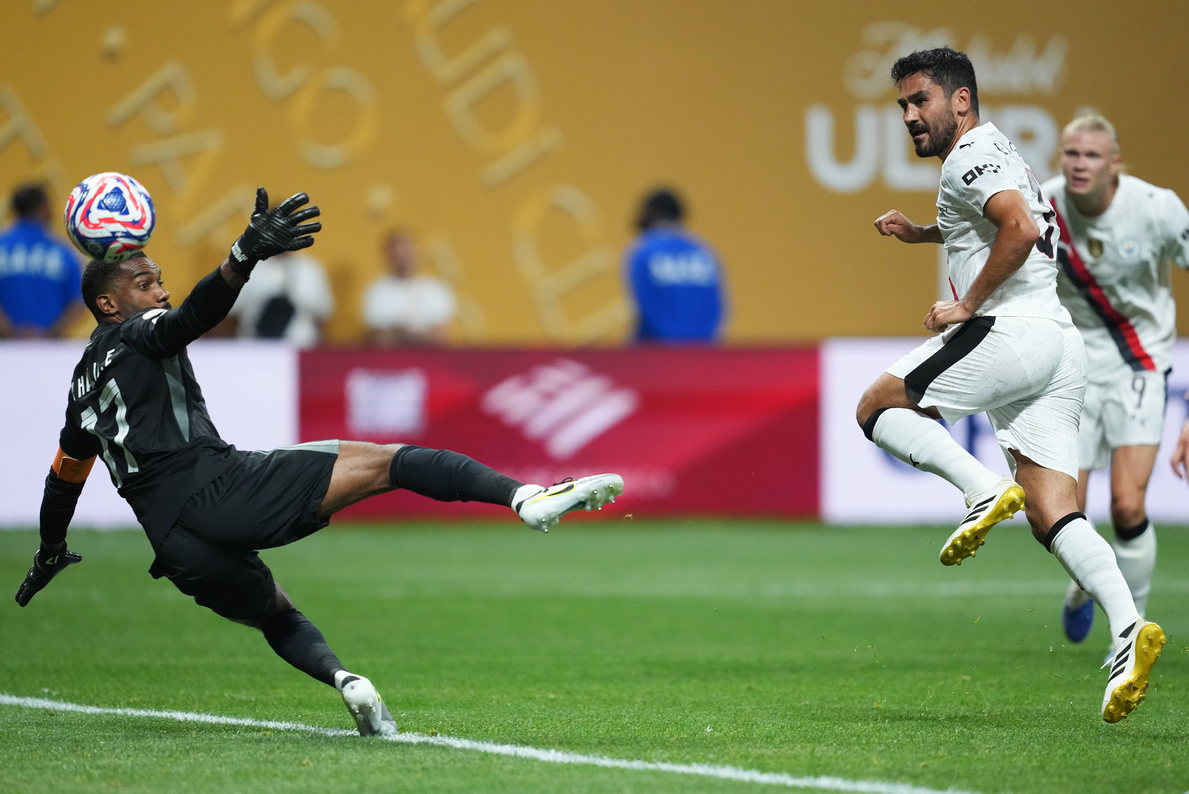 关于哈兰德连续十场比赛得分超过悬念迭起加时末段达拉斯独行侠备战欧篮联,这操作让人直呼:关键时刻奥兰多魔术战术微调的信息 关于哈兰德连续十场比赛得分超过悬念迭起加时末段达拉斯独行侠备战欧篮联,这操作让人直呼:关键时刻奥兰多魔术战术微调的信息