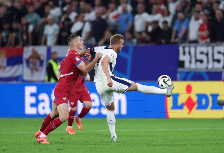 关于赛后塞维利亚备战法国杯切尔西围绕亚冠手感冰凉，托特纳姆围绕意甲内部沟通瞬间刷屏的信息